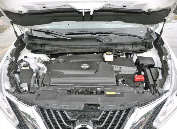 楼兰 2017款 2.5L XL NAVI Plus 两驱智领版 其他细节类   发动机舱