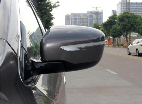 楼兰 2019款 2.5L XE 两驱精英版 国V 外观细节类   外后视镜