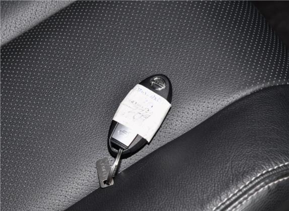 楼兰 2019款 2.5L XL 两驱智联豪华版 国VI 其他细节类   钥匙