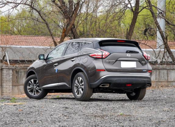 楼兰 2019款 2.5L XL Plus 两驱智联领先版 国VI 外观   斜后