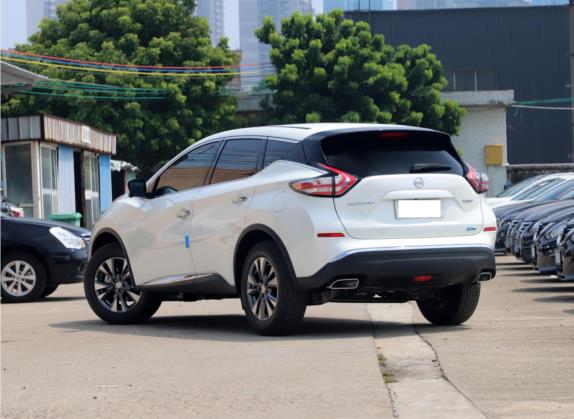 楼兰 2021款 2.5L XL 两驱智联豪华版 外观   斜后