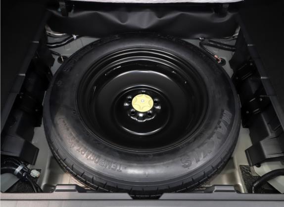 楼兰 2021款 2.5L XE 两驱精英版 其他细节类   备胎