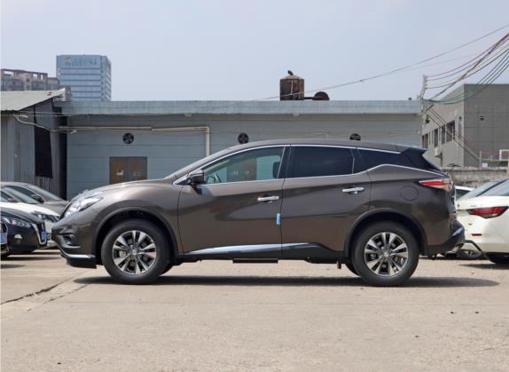 楼兰 2021款 2.5L XE 两驱精英版 外观   正侧