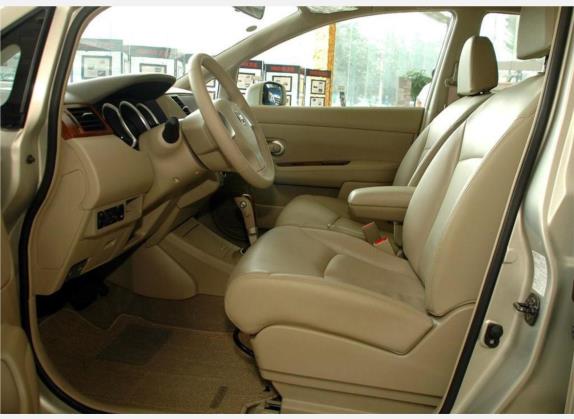 颐达 2008款 1.6L 自动尊贵型 车厢座椅   前排空间