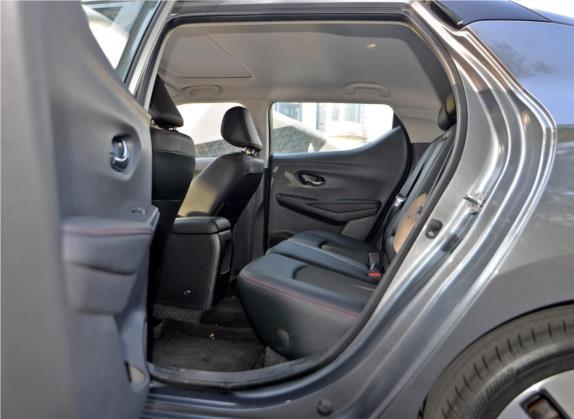 蓝鸟 2016款 1.6L CVT高能版 车厢座椅   后排空间