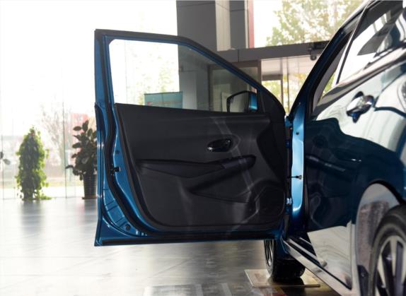 蓝鸟 2016款 1.6L CVT智酷版 车厢座椅   前门板