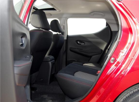 蓝鸟 2019款 1.6L CVT炫酷版 国V 车厢座椅   后排空间