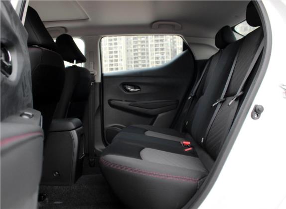 蓝鸟 2019款 1.6L CVT智联智酷版 国V 车厢座椅   后排空间