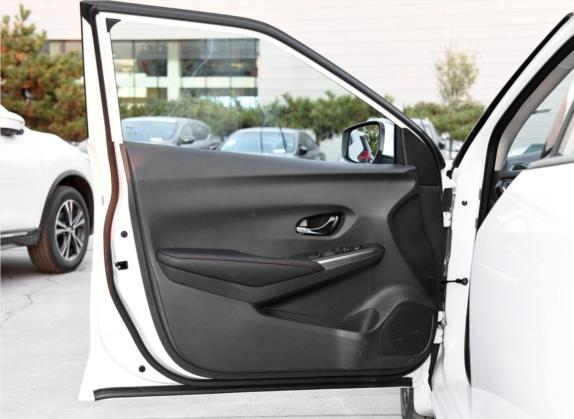 蓝鸟 2019款 1.6L CVT智联智酷版 国VI 车厢座椅   前门板