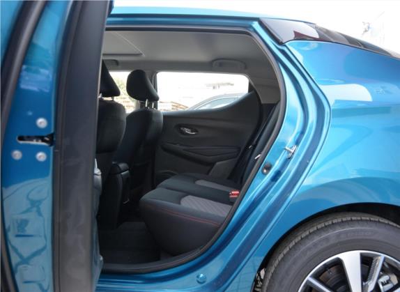 蓝鸟 2020款 1.6L CVT炫酷版 车厢座椅   后排空间