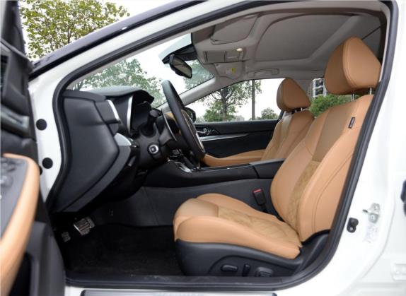 西玛 2016款 2.5L XV 至尊版 车厢座椅   前排空间