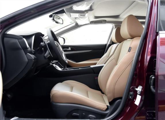 西玛 2016款 2.5L XL 豪华版 车厢座椅   前排空间