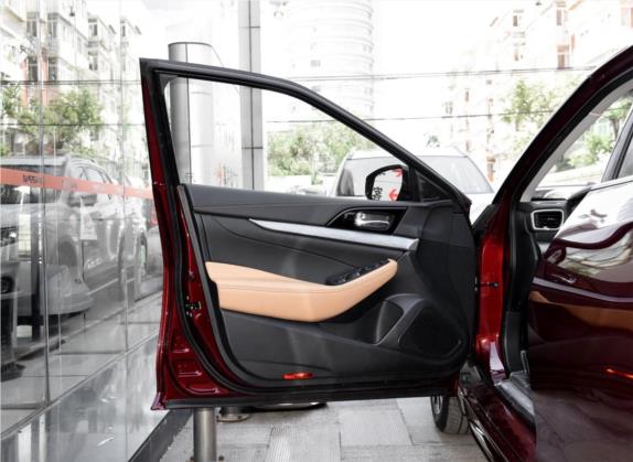 西玛 2016款 2.5L XL 豪华版 车厢座椅   前门板