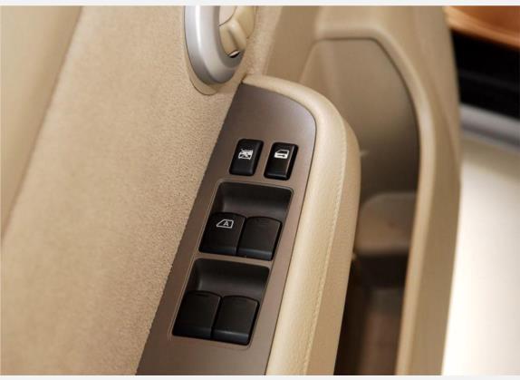 骐达TIIDA 2008款 1.6L 手动时尚型 车厢座椅   门窗控制