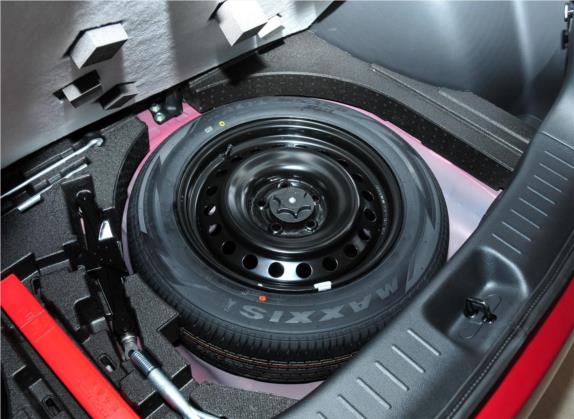 骐达TIIDA 2011款 1.6L CVT舒适型 其他细节类   备胎