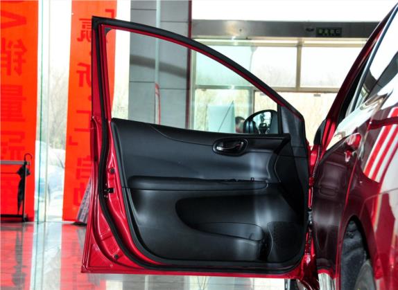 骐达TIIDA 2011款 1.6L CVT舒适型 车厢座椅   前门板