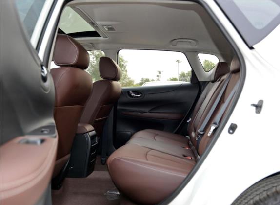 骐达TIIDA 2014款 1.6L CVT酷咖版 车厢座椅   后排空间