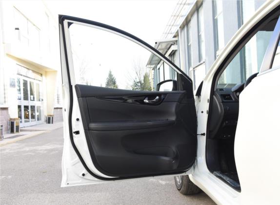 骐达TIIDA 2019款 1.6L CVT智享版 国V 车厢座椅   前门板