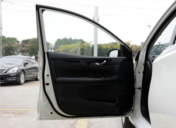 骐达TIIDA 2019款 1.6L CVT酷动版 国VI 车厢座椅   前门板