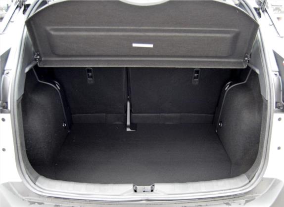 劲客 2018款 1.5L CVT智联豪华版 车厢座椅   后备厢