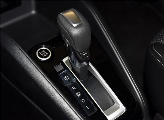 劲客 2018款 1.5L CVT智联尊享版 中控类   挡把