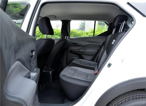 劲客 2019款 1.5L 手动酷动版 车厢座椅   后排空间