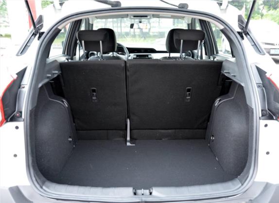 劲客 2019款 1.5L 手动酷动版 车厢座椅   后备厢