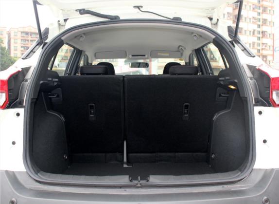 劲客 2019款 1.5L CVT酷享版 车厢座椅   后备厢