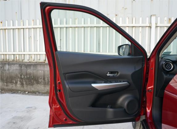 劲客 2020款 1.5L XV CVT智联豪华版 车厢座椅   前门板