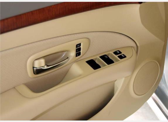 轩逸 2009款 2.0XL CVT豪华版 车厢座椅   门窗控制