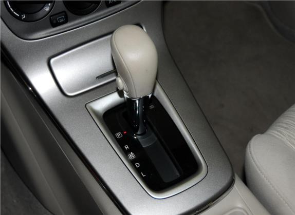 轩逸 2012款 1.6XE CVT舒适版 中控类   挡把