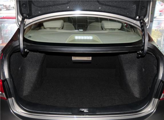 轩逸 2012款 经典 1.6XE 自动舒适版 车厢座椅   后备厢