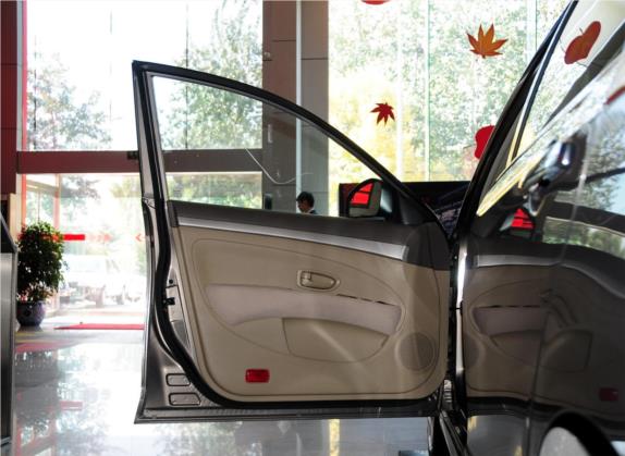 轩逸 2012款 经典 1.6XE 自动舒适版 车厢座椅   前门板