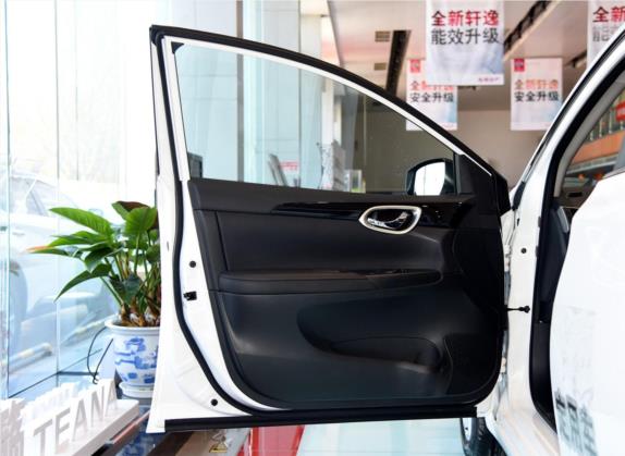 轩逸 2016款 1.6XL CVT豪华版 车厢座椅   前门板