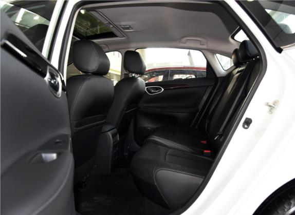轩逸 2016款 1.6XV  CVT智尊版 车厢座椅   后排空间