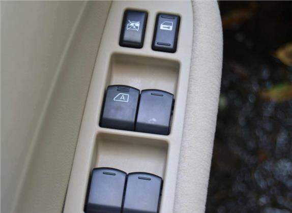 轩逸 2016款 经典 1.6XE 自动领先版 车厢座椅   门窗控制