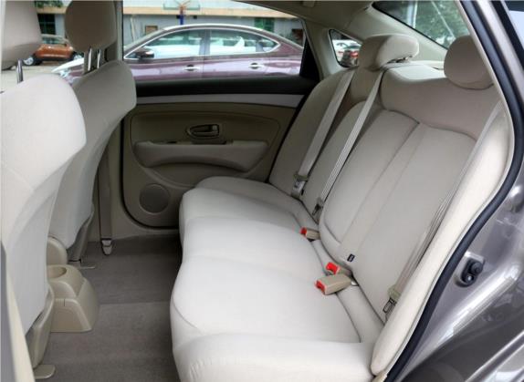 轩逸 2016款 经典 1.6XE 手动舒适版 车厢座椅   后排空间