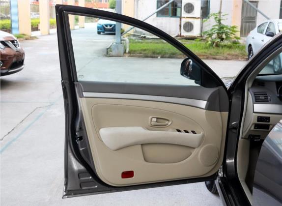 轩逸 2016款 经典 1.6XE 手动舒适版 车厢座椅   前门板