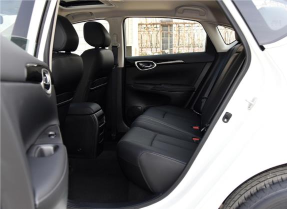 轩逸 2018款 1.6XL 手动豪华版 车厢座椅   后排空间