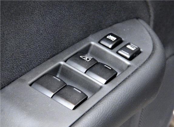 轩逸 2019款 经典 1.6XE+ 手动智联领先版 车厢座椅   门窗控制