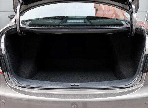 轩逸 2019款 经典 1.6XE+ CVT智联豪华版 车厢座椅   后备厢