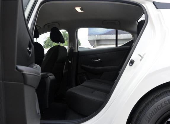 轩逸 2020款 1.6L XE 手动舒享版 车厢座椅   后排空间