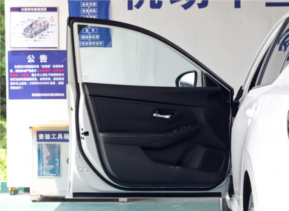 轩逸 2020款 1.6L XE CVT舒享版 车厢座椅   前门板
