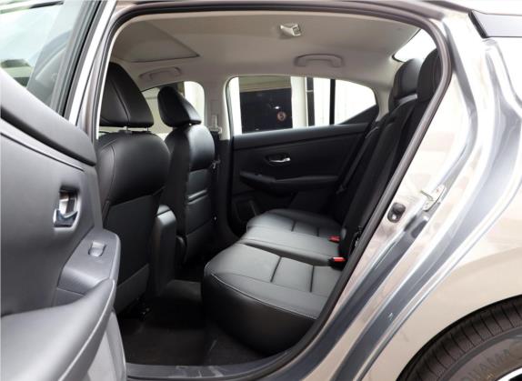 轩逸 2020款 1.6L XL 手动悦享版 车厢座椅   后排空间