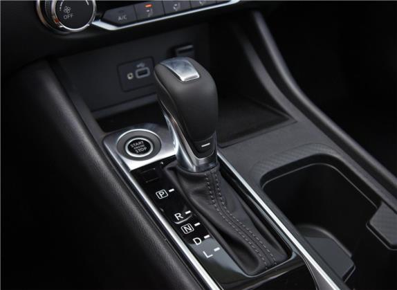 轩逸 2020款 1.6L XL CVT悦享版 中控类   挡把
