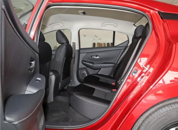 轩逸 2021款 1.6L XE CVT舒享版 车厢座椅   后排空间