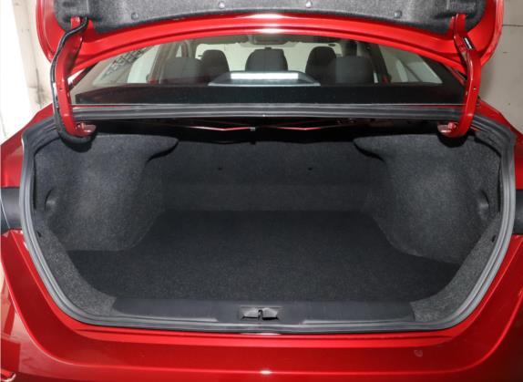 轩逸 2021款 1.6L XE CVT舒享版 车厢座椅   后备厢