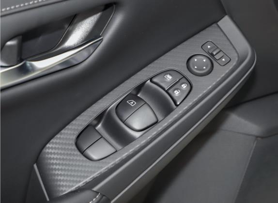 轩逸 2022款 1.6XE CVT舒享版 车厢座椅   门窗控制