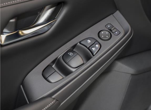 轩逸 2022款 电驱版e-POWER 全电驱Pro 车厢座椅   门窗控制