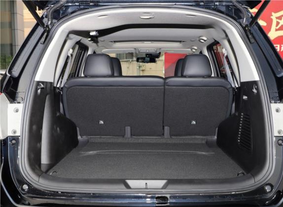 途达 2020款 2.5L XV 自动两驱智享版 车厢座椅   后备厢